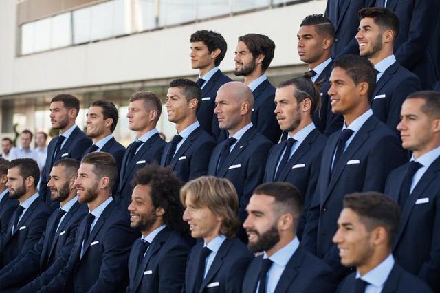 西甲-进球大战！安东尼闪击费兰半场戴帽 巴萨5-3贝蒂斯（西甲激战：安东尼开场破门，费兰半场戴帽，巴萨5-3力克贝蒂斯）