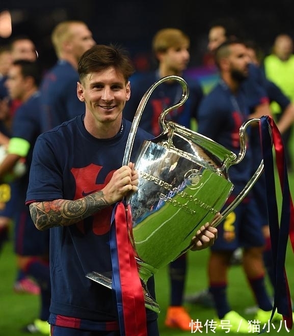 电讯报：萨拉赫吸引多家沙特俱乐部关注，预计下个月正式报价（电讯报：多家沙特球队有意萨拉赫，预计下月递交正式报价）