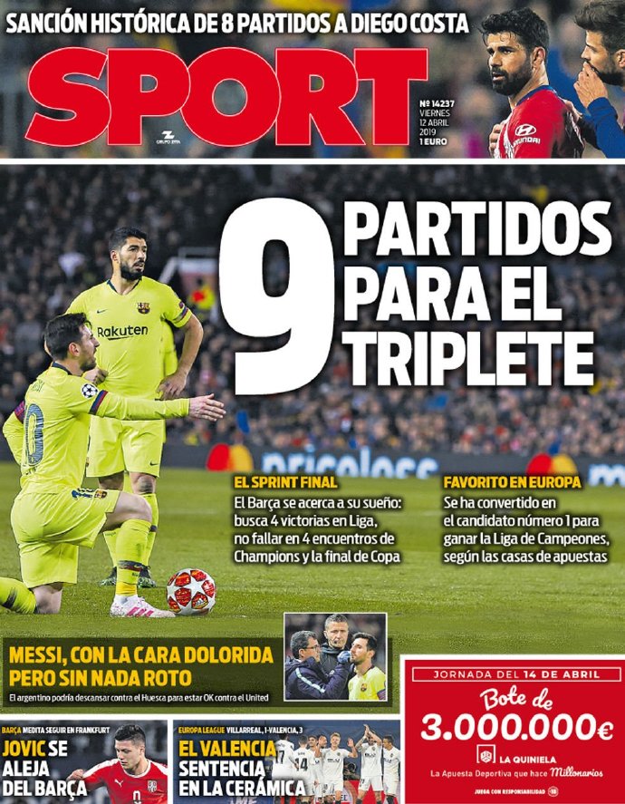 荣耀时刻，王燊超代表实现三连冠的上海海港捧起火神杯（高光时刻：王燊超代表三连冠上海海港高举火神杯）