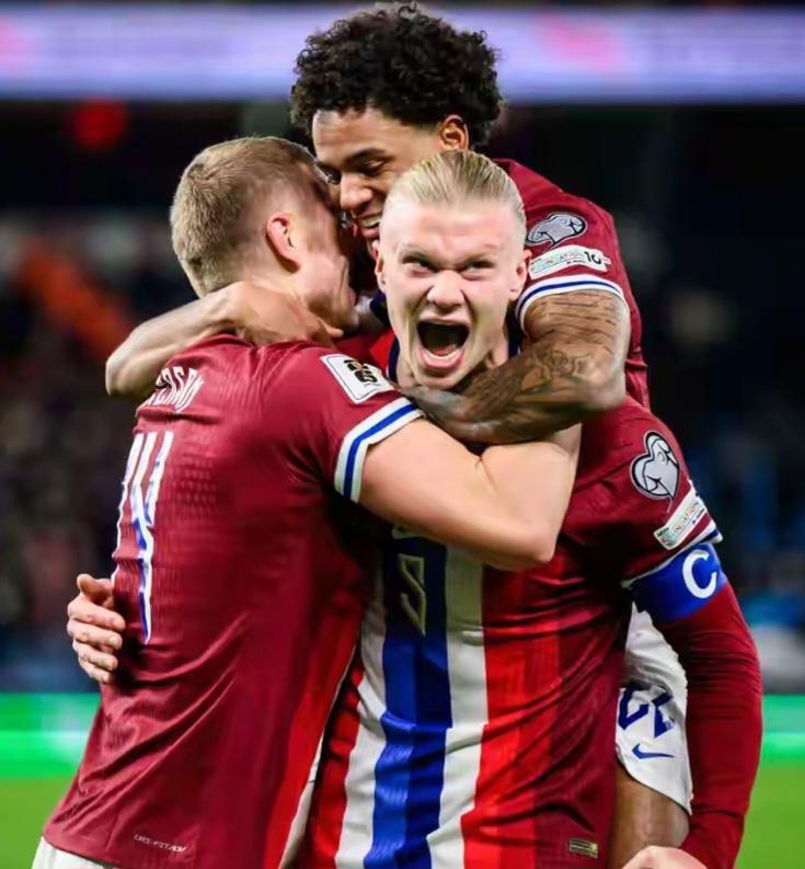 热议成都平广岛：联赛亚冠都蛮硬；租德尔加多需下载反诈app（成都战平广岛引热议：联赛亚冠硬仗不断，租借德尔加多需先下载反诈App）