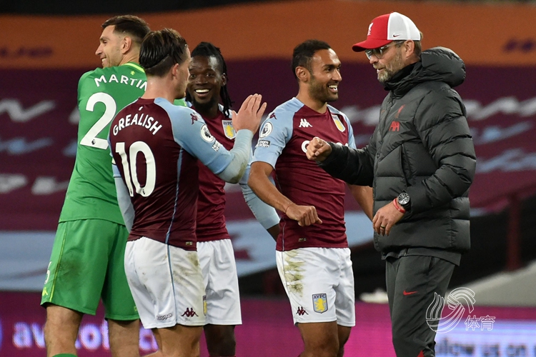 米堡官方：允许主帅爱德华兹与狼队谈判，已与后者达成协议条款（米堡官宣：主帅爱德华兹获准与狼队谈判，双方已就条款达成一致）